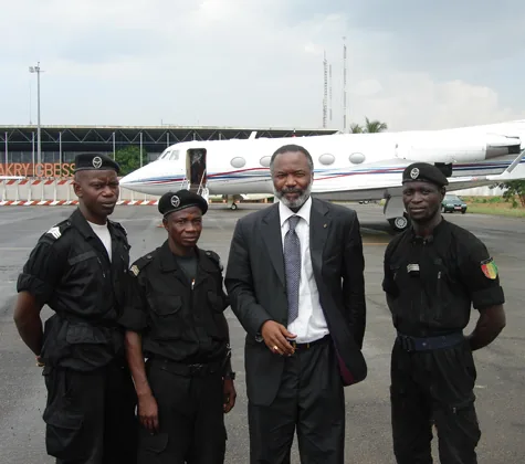 Salone International Airlines delegation on the apron