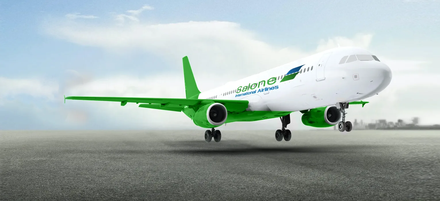 Salone International Airlines aircraft on departure